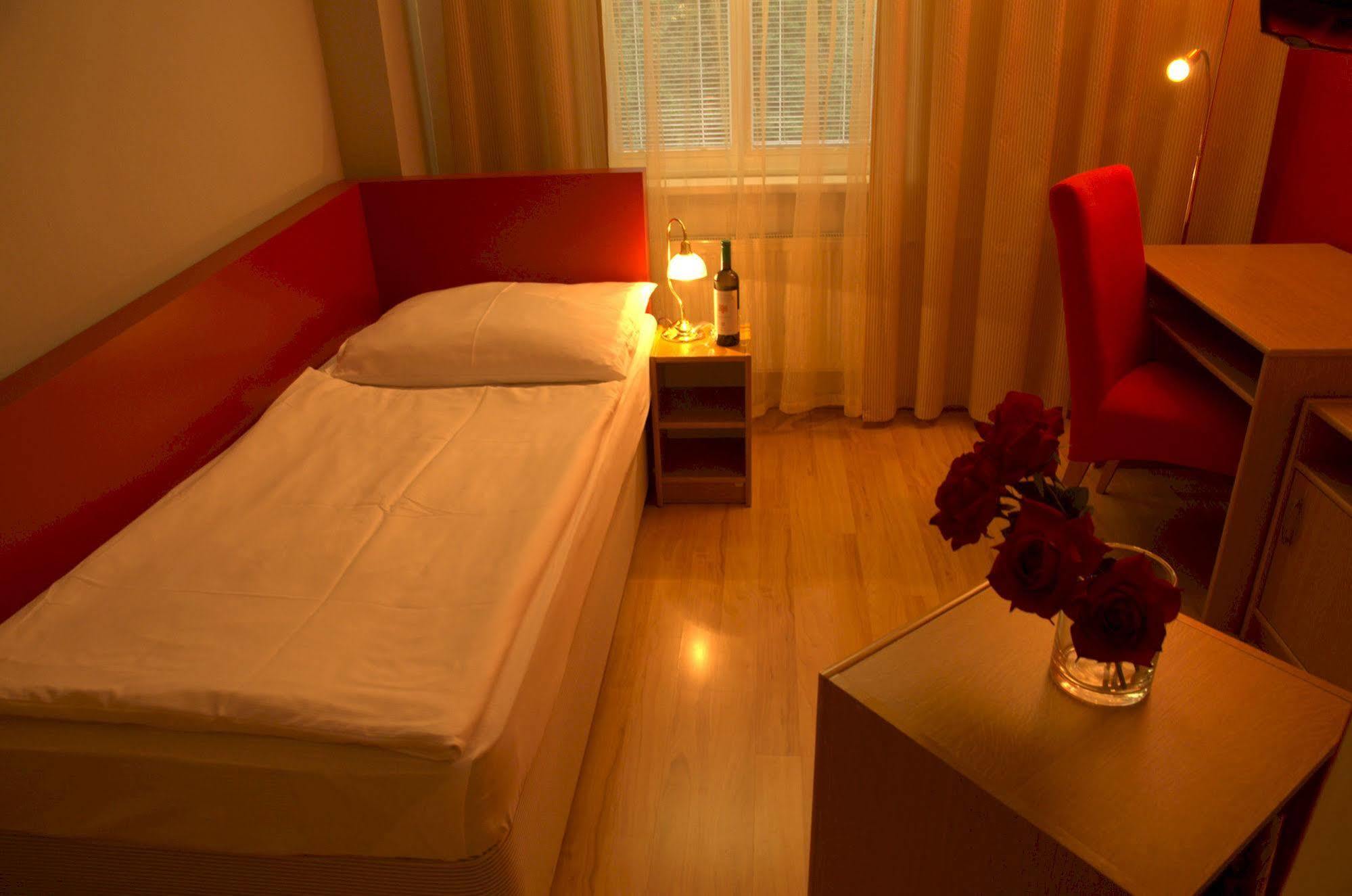 Hotel Payer Теплице Экстерьер фото