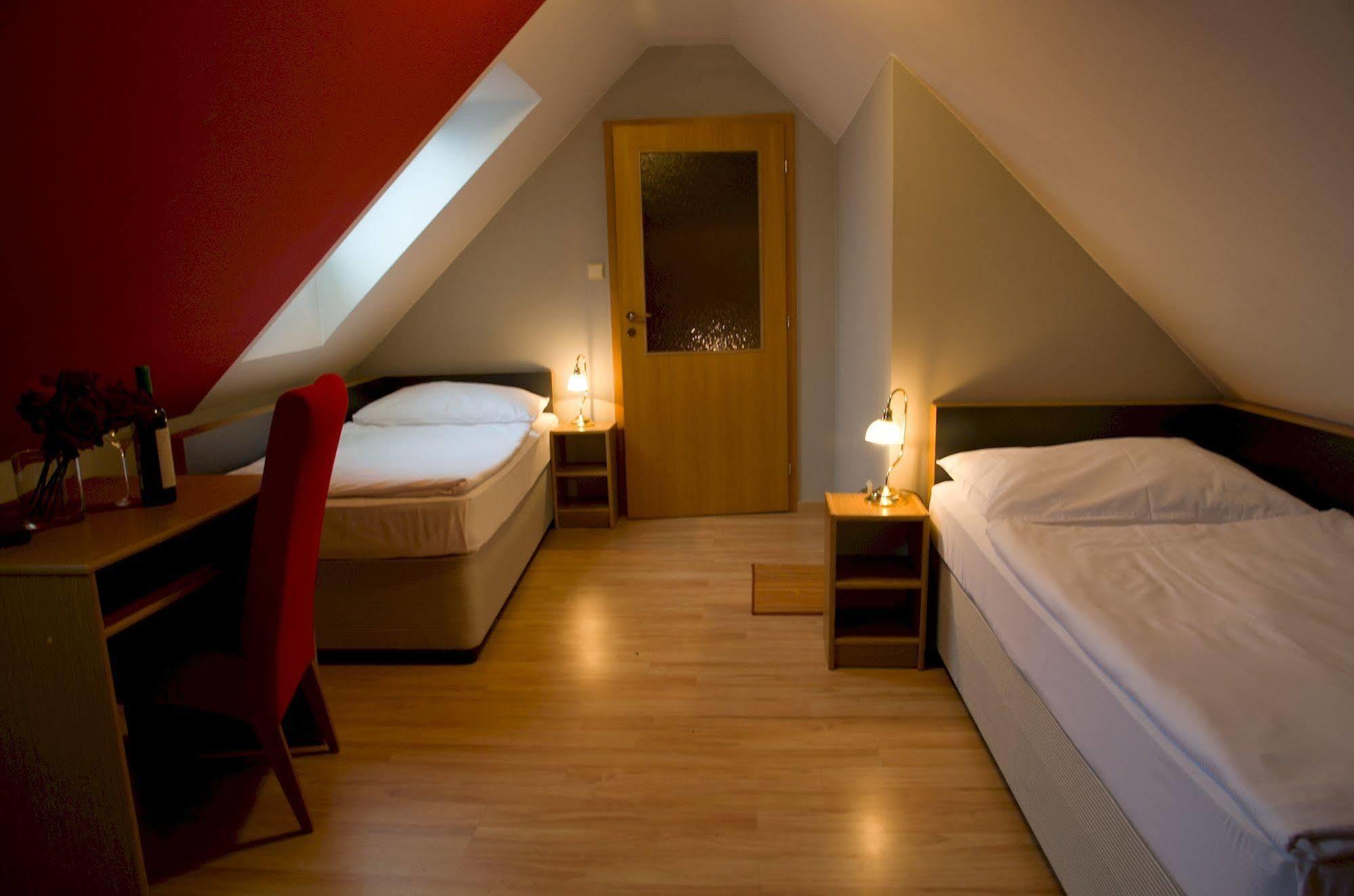 Hotel Payer Теплице Экстерьер фото